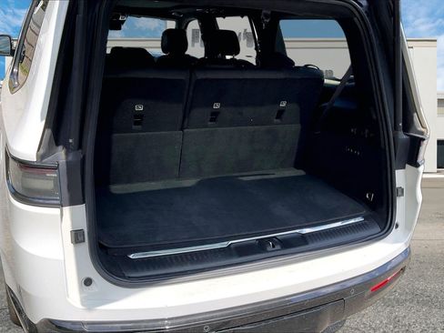 Certified 2025 Jeep Grand Wagoneer Series II Obsidian w/ Quick Order Packagew 28T AWD/4WD image 33