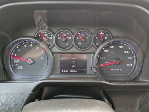 Used 2024 Chevrolet Silverado 1500 Custom AWD/4WD image 25