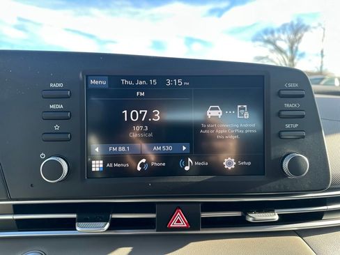 Used 2026 Hyundai Elantra Sport image 19