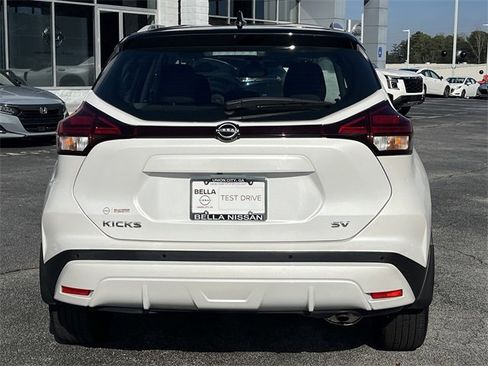 Used 2023 Nissan Kicks SV image 21