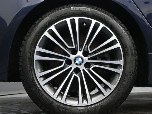 Used 2019 BMW 540i xDrive image 9