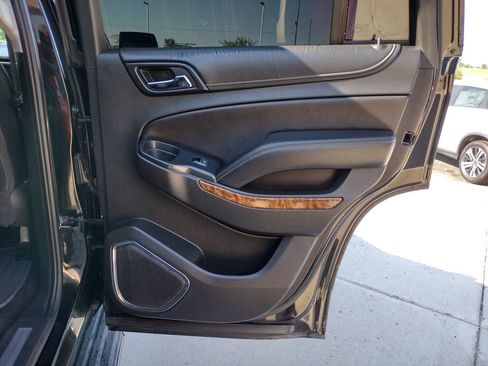 Used 2018 Chevrolet Tahoe Premier AWD/4WD image 33