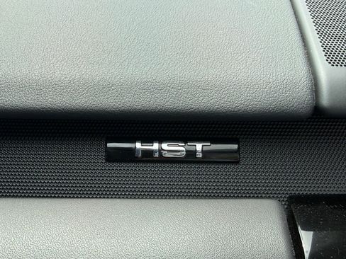 Used 2021 Land Rover Range Rover Sport HST image 32