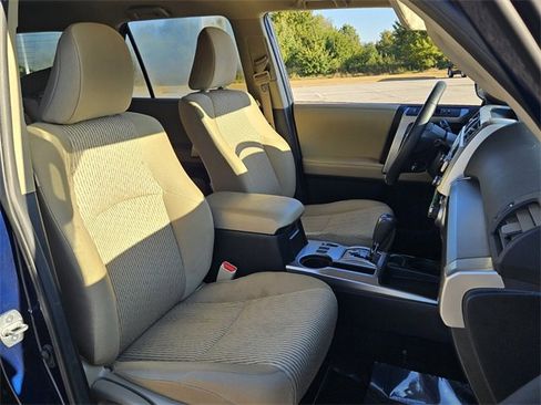 Used 2020 Toyota 4Runner Limited image 15