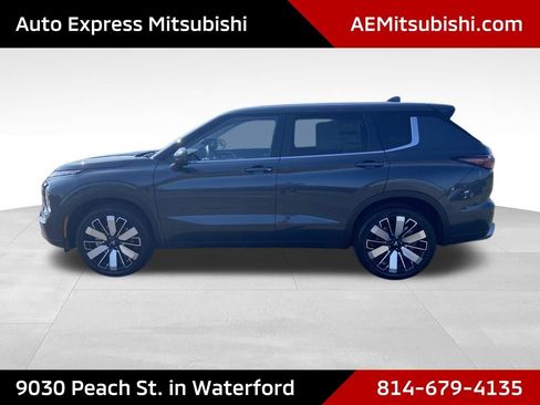 New 2026 Mitsubishi Outlander SEL image 4