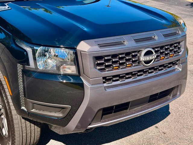 Used 2025 Nissan Frontier SV AWD/4WD image 12