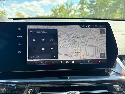 New 2026 BMW X2 xDrive28i w/ Technology Package AWD/4WD image 17
