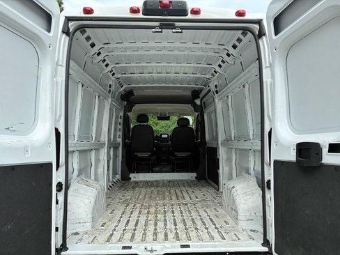 Used 2023 RAM ProMaster 2500 FWD image 7
