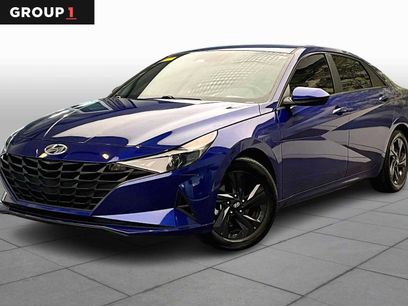 Used 2023 Hyundai Elantra SEL