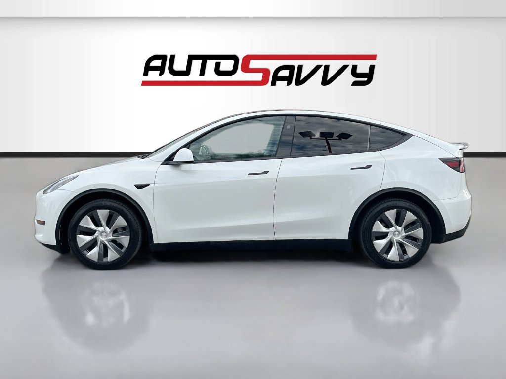 Used 2025 Tesla Model Y Long Range AWD/4WD image 4