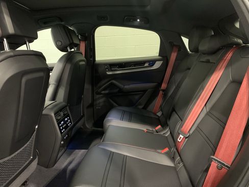 New 2026 Porsche Cayenne Coupe image 27