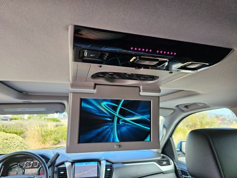 Used 2015 Chevrolet Tahoe LTZ AWD/4WD image 25
