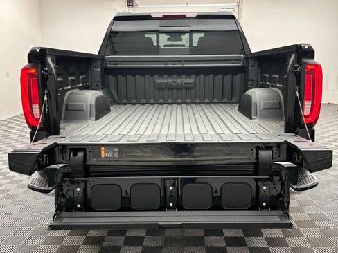 New 2026 GMC Sierra 1500 SLT w/ SLT Premium Package AWD/4WD image 12