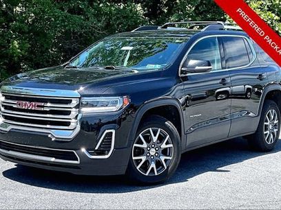 Used 2023 GMC Acadia SLT w/ Preferred Package