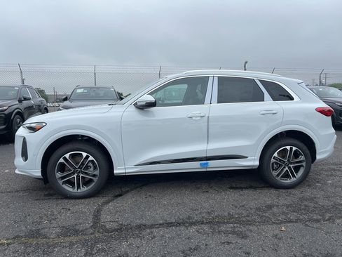 New 2025 Audi Q5 Premium image 2