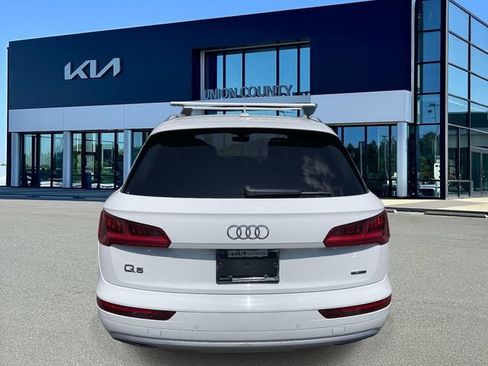 Used 2020 Audi Q5 2.0T Premium AWD/4WD image 9