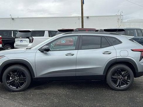 New 2026 Chevrolet Trax ACTIV w/ Driver Confidence Package image 8