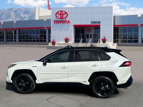 Used 2021 Toyota RAV4 XSE image 6