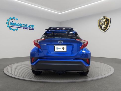 Used 2020 Toyota C-HR XLE FWD image 4