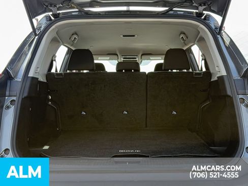 Used 2023 Nissan Rogue SV FWD image 18