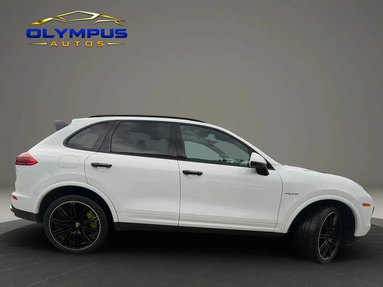 Used 2017 Porsche Cayenne S Platinum w/ Premium Package Plus (Pjy) AWD/4WD image 5