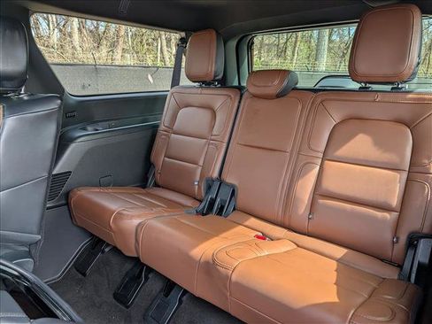 Used 2024 Lincoln Navigator L Reserve AWD/4WD image 31