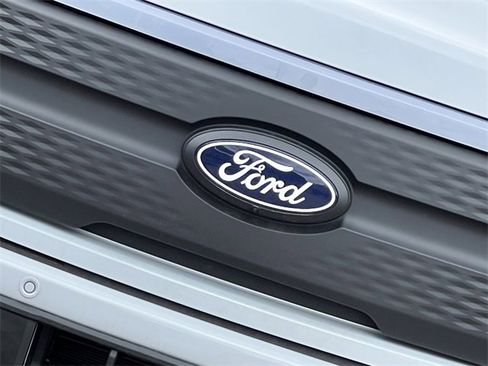 New 2025 Ford F150 Lightning Flash image 3