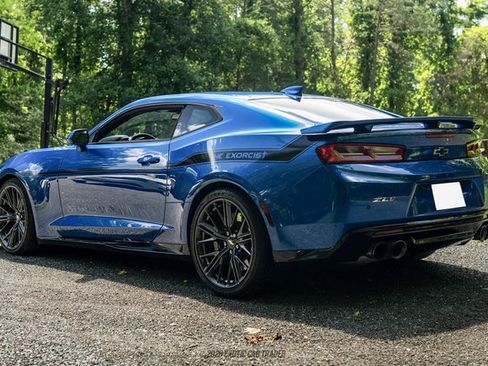 Used 2017 Chevrolet Camaro ZL1 w/ LPO, ZL1 Protection Package RWD image 6