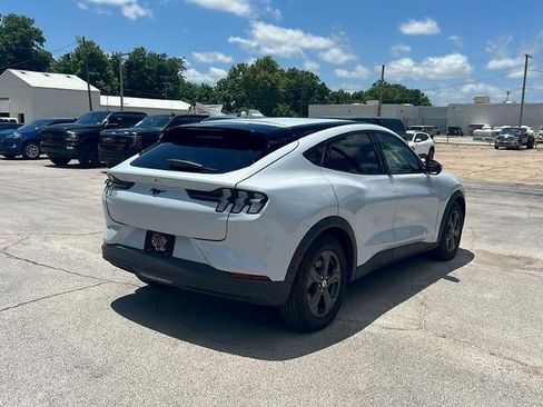 Used 2021 Ford Mustang Mach-E Select RWD image 7