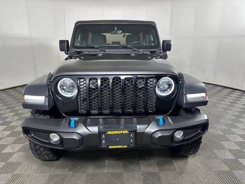 Used 2023 Jeep Wrangler Unlimited w/ Cold Weather Group image 8