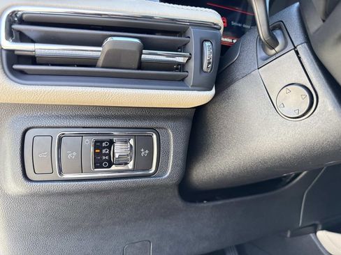 New 2026 Lincoln Corsair Premiere image 31