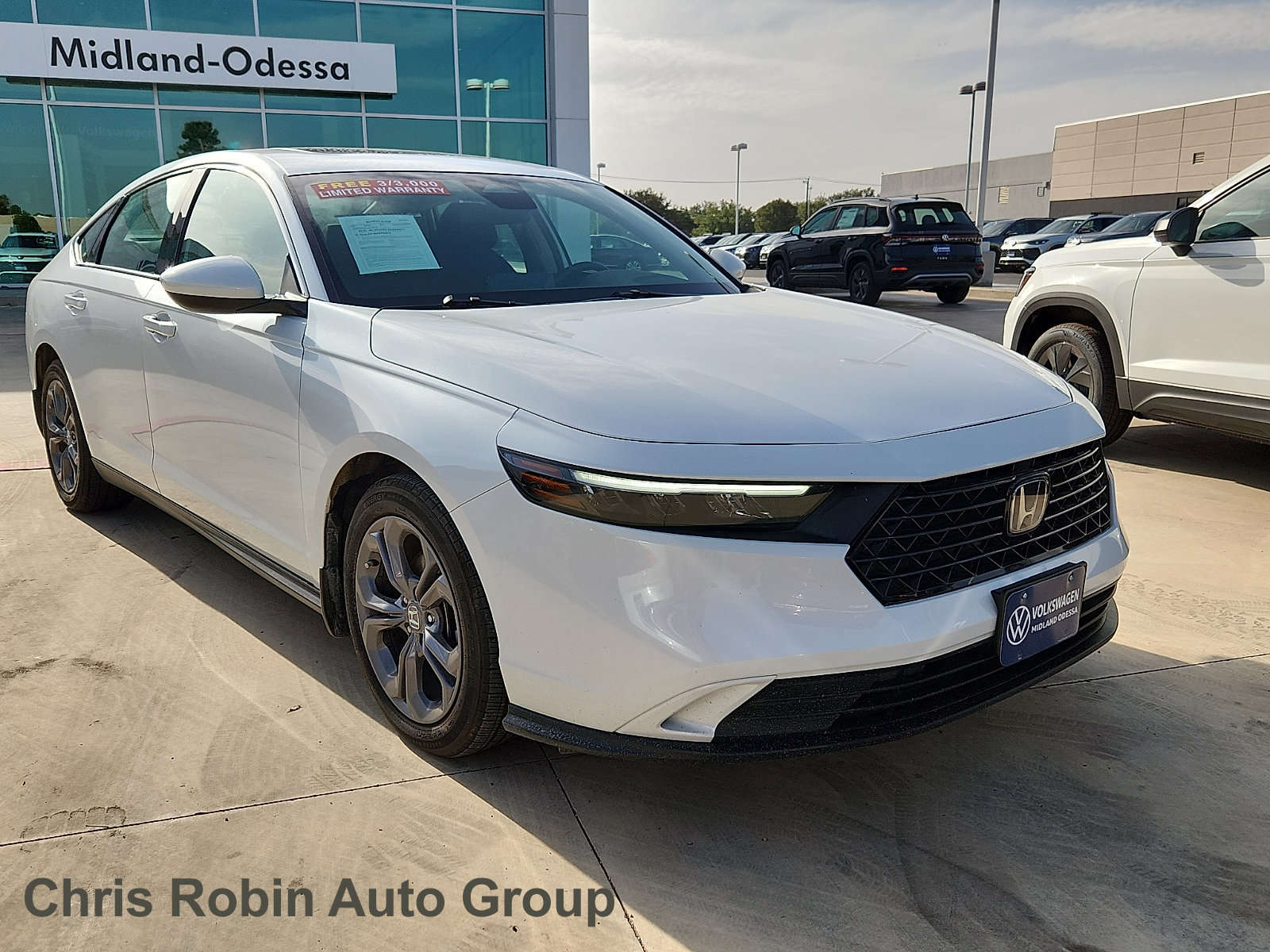 Used 2024 Honda Accord EX image 1