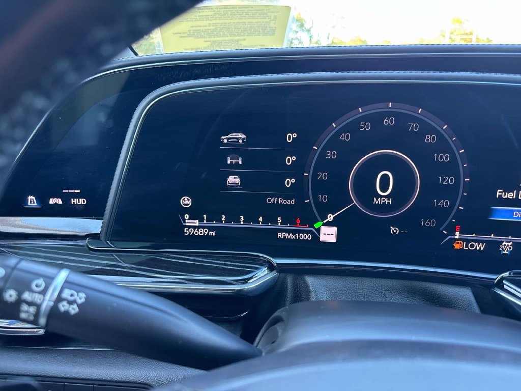 Used 2021 Cadillac Escalade Sport w/ LPO, ONYX Package AWD/4WD image 25