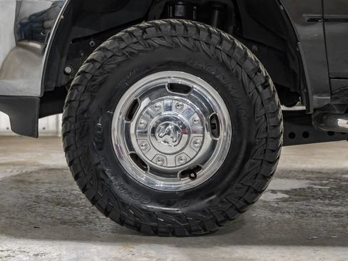 Used 2024 RAM 3500 Tradesman w/ Chrome Appearance Group AWD/4WD image 59