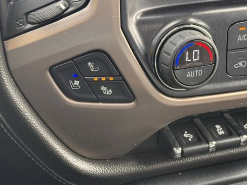 Used 2016 GMC Sierra 2500 Denali w/ Duramax Plus Package image 12