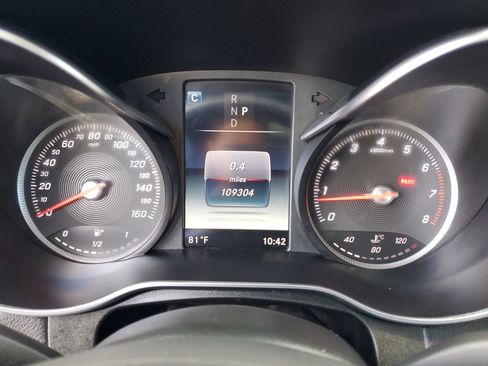 Used 2017 Mercedes-Benz GLC 300 4MATIC image 20