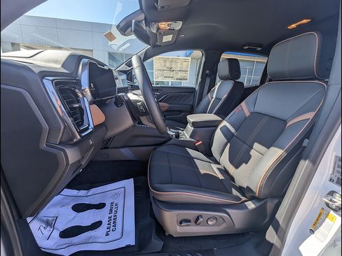 New 2026 GMC Canyon AT4 w/ Nightfall Essentials Package AWD/4WD image 13