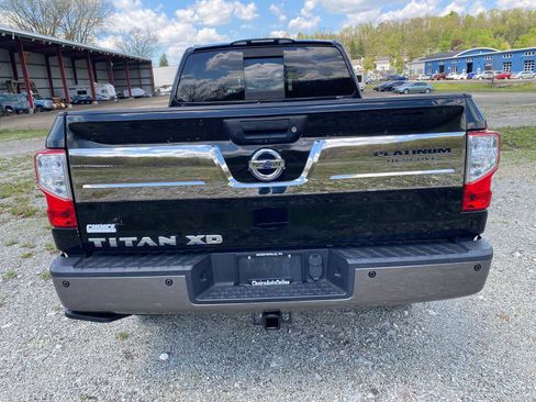 Used 2018 Nissan Titan Platinum Reserve w/ Platinum Utility Package AWD/4WD image 14
