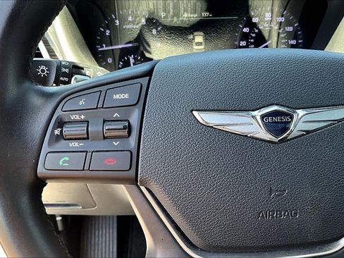 Used 2018 Genesis G80 3.8 w/ Option Group 02 image 18