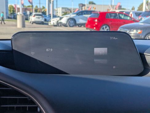 Used 2019 MAZDA MAZDA3 Sedan FWD image 24