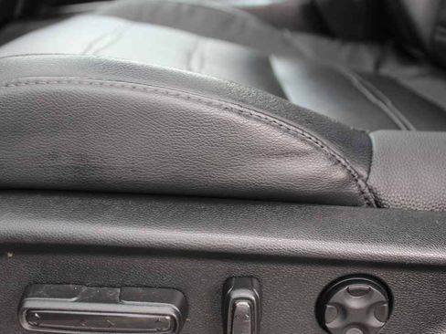Used 2017 Honda CR-V Touring image 25