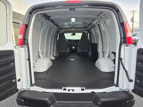New 2025 Chevrolet Express 2500 w/ Driver Convenience Package image 18