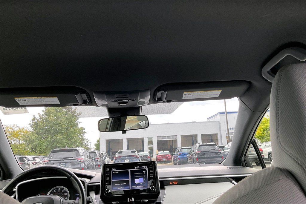 Used 2019 Toyota Corolla SE FWD image 25