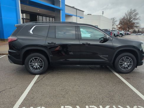 Certified 2025 GMC Acadia Elevation image 8