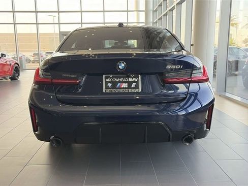 New 2026 BMW 330i Sedan w/ M Sport Package image 5