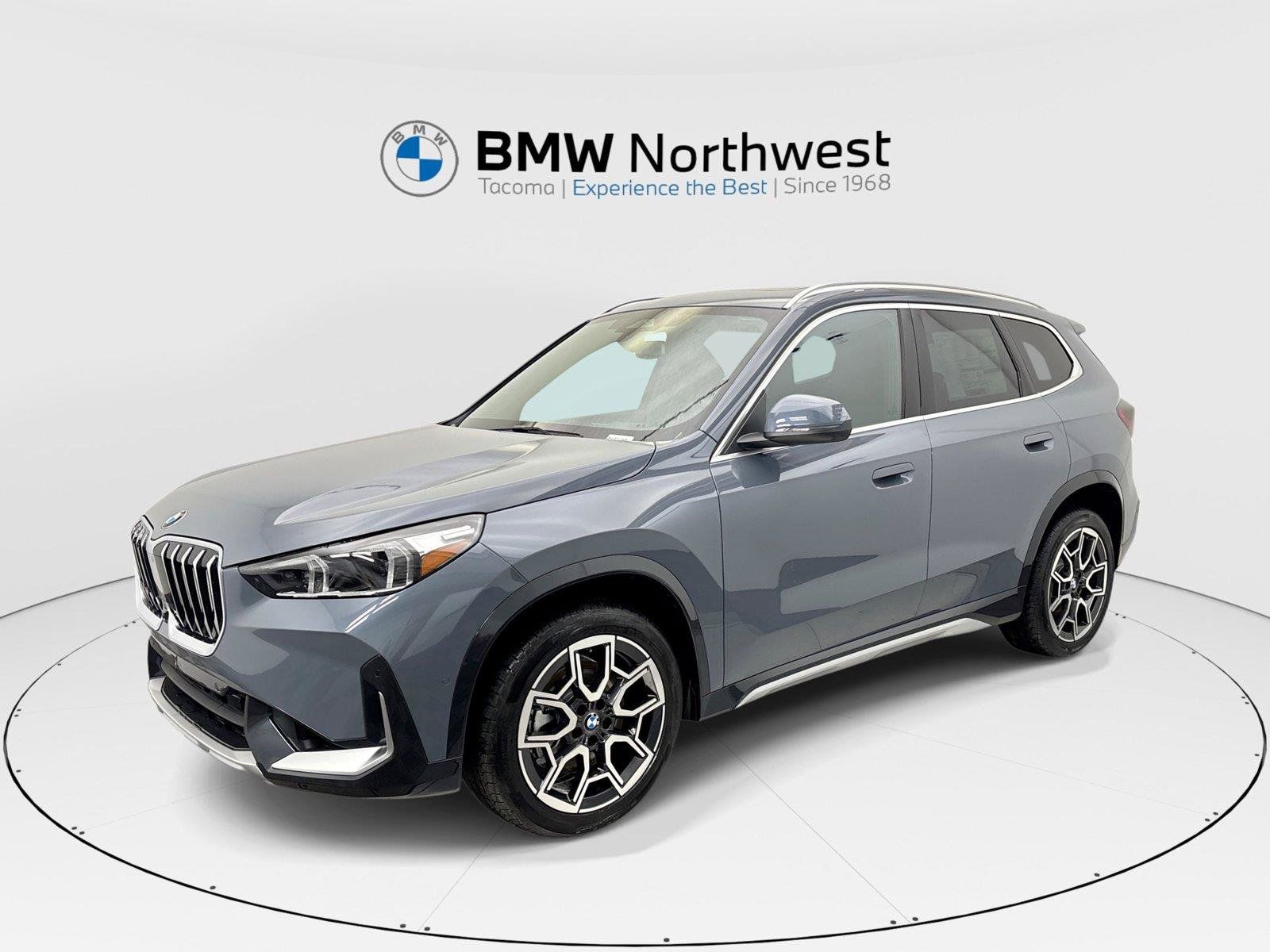 New 2027 BMW X1 xDrive28i AWD/4WD image 1