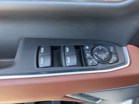 New 2026 GMC Sierra 2500 Denali Ultimate w/ Max Trailering Package image 8