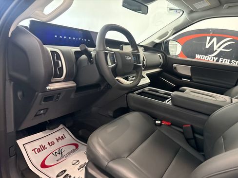 New 2027 Ford Expedition Active RWD image 12