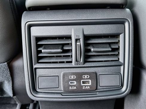 New 2026 Subaru Forester Premium AWD/4WD image 31
