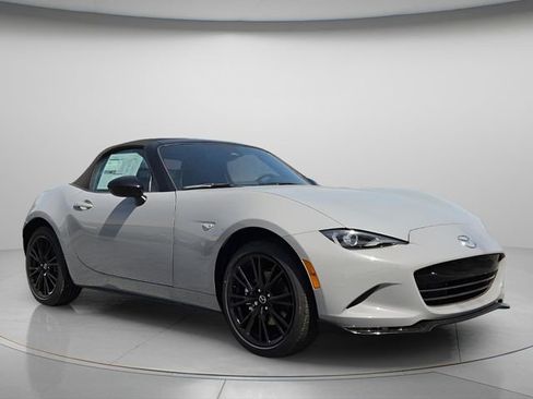 New 2026 MAZDA MX-5 Miata Club w/ Interior Package image 3